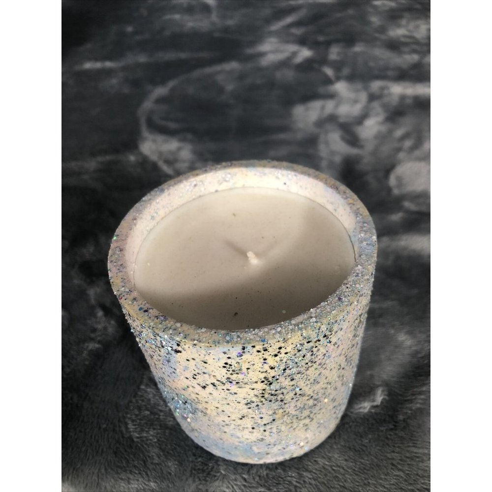 Hand Poured Candle Vanilla And Cashmere Handmade Concrete Vessel - Picture 2 of 4